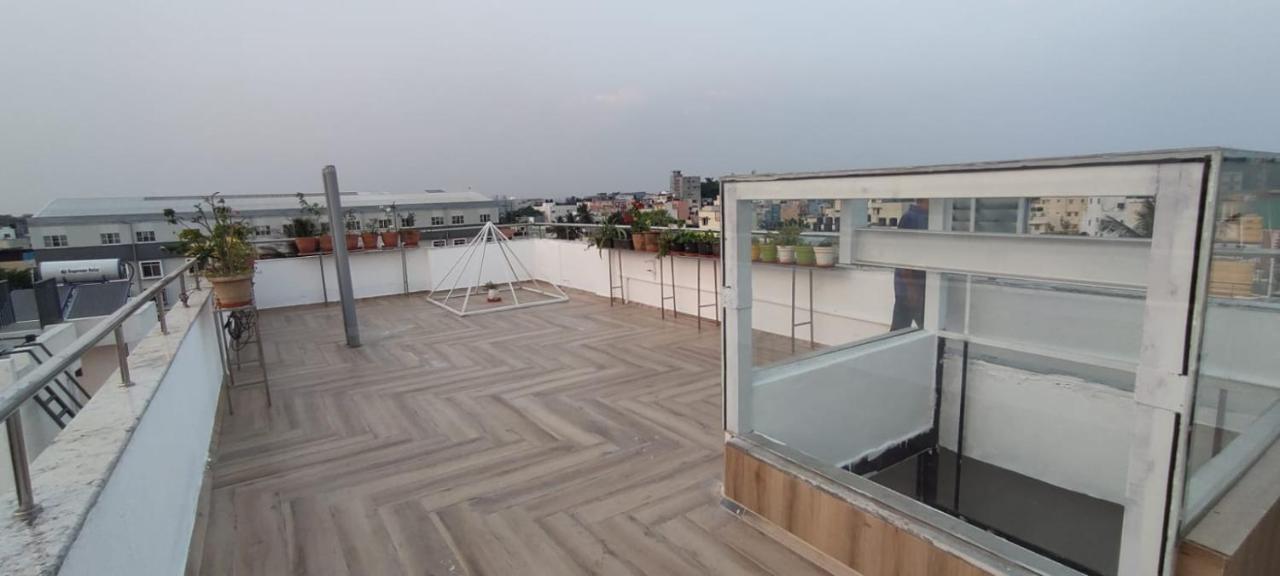 Rvr Abode -Private Rooms Bangalore Exteriör bild
