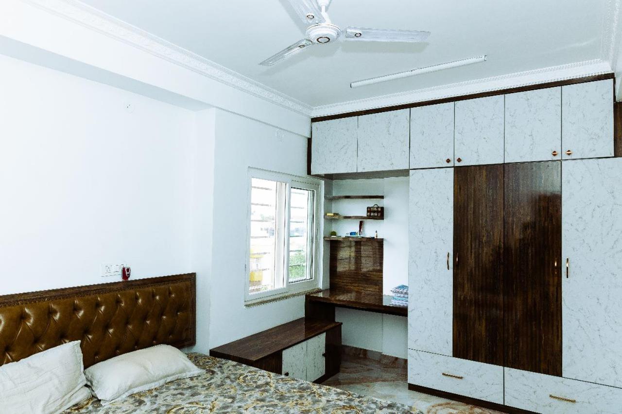 Rvr Abode -Private Rooms Bangalore Exteriör bild