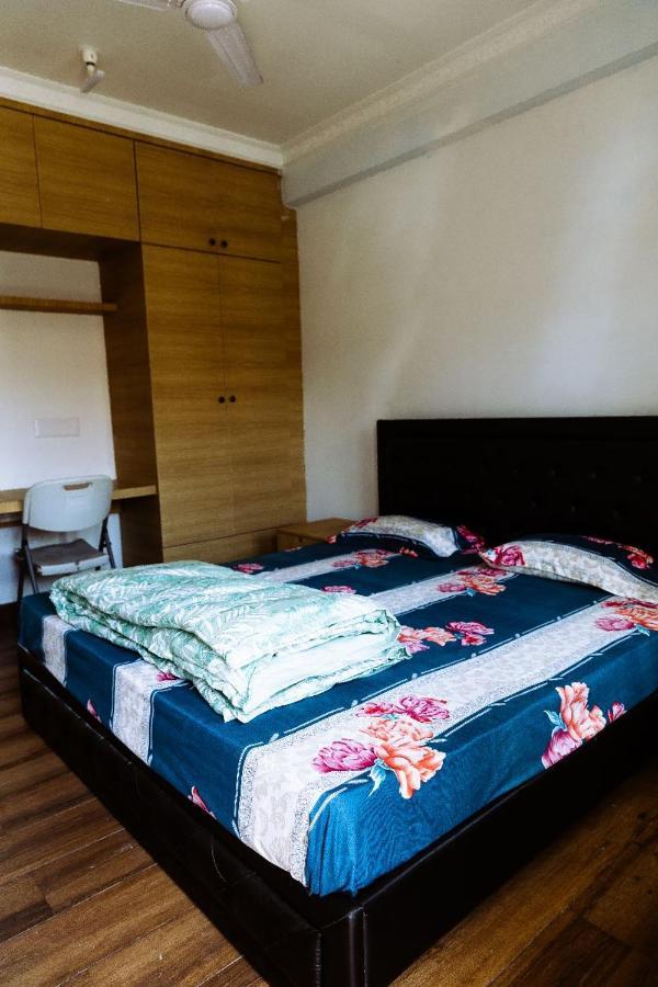 Rvr Abode -Private Rooms Bangalore Exteriör bild