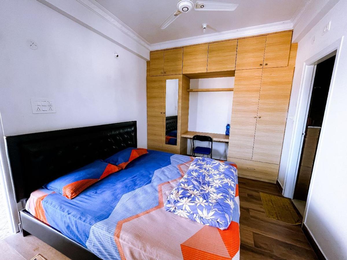 Rvr Abode -Private Rooms Bangalore Exteriör bild