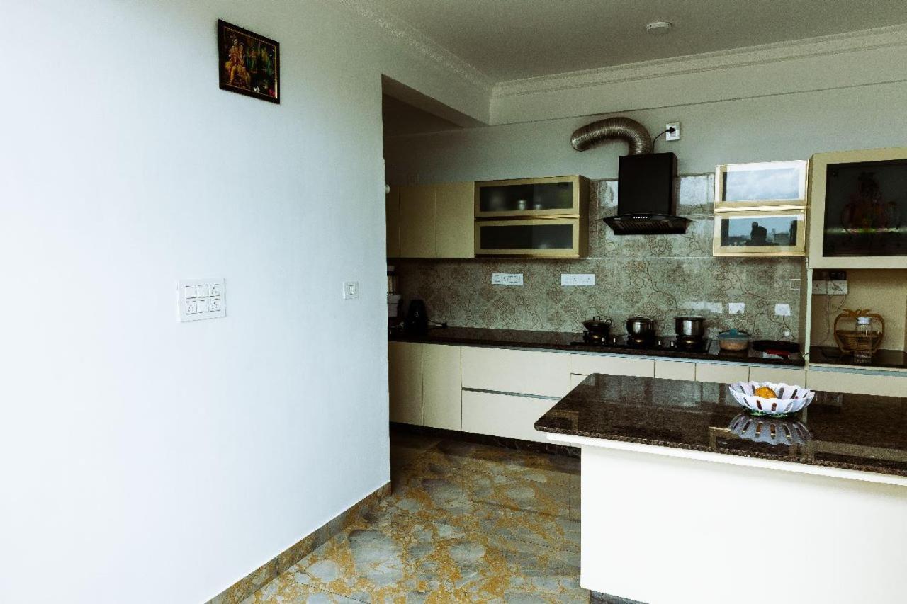 Rvr Abode -Private Rooms Bangalore Exteriör bild