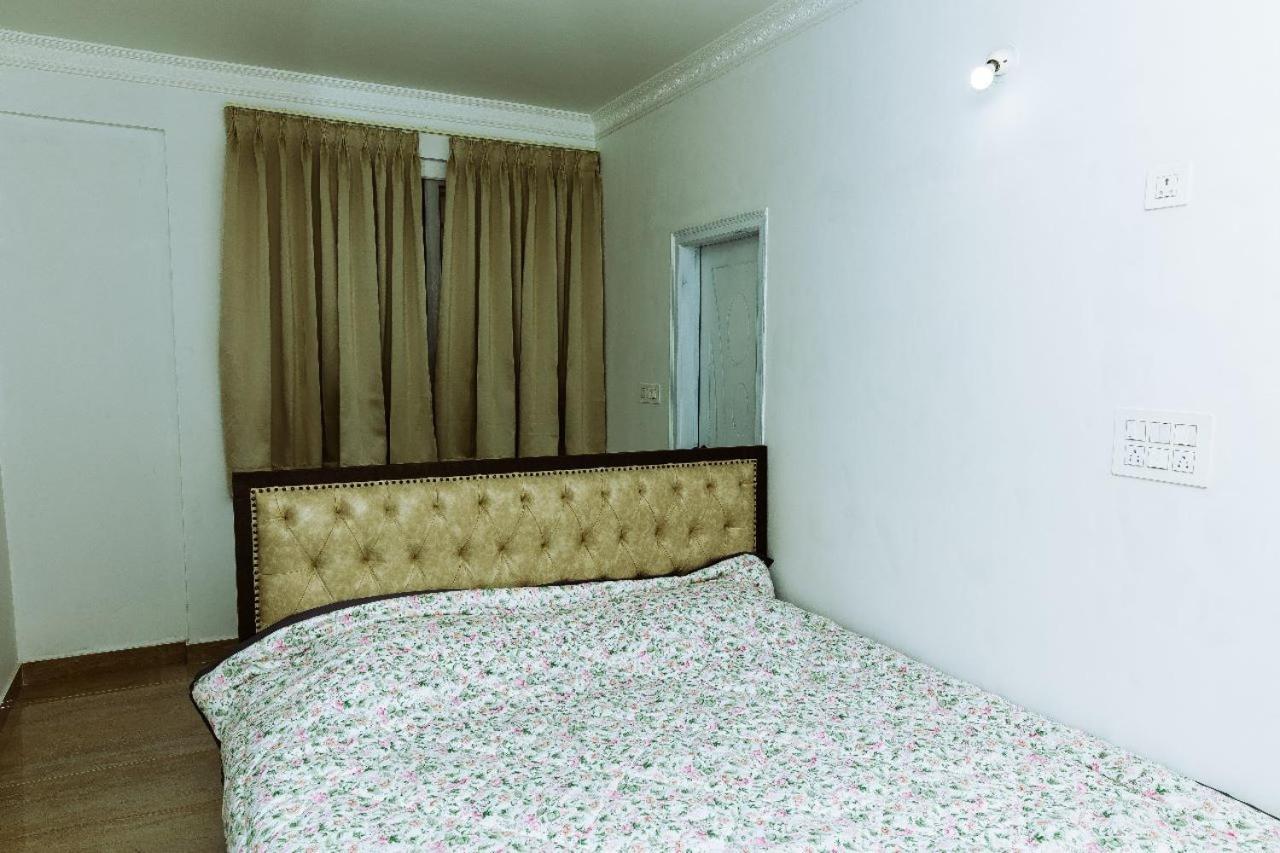 Rvr Abode -Private Rooms Bangalore Exteriör bild